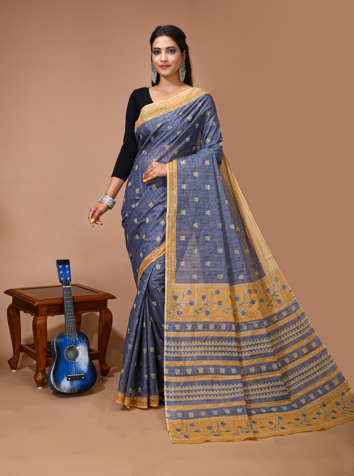 Sarita - Grey Cotton Kalamkari Butti saree