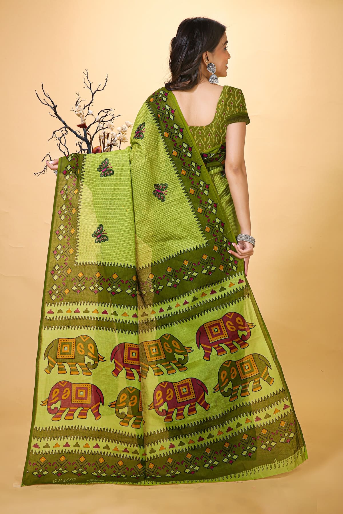 Kanan - Green Cotton Leaf Print Saree