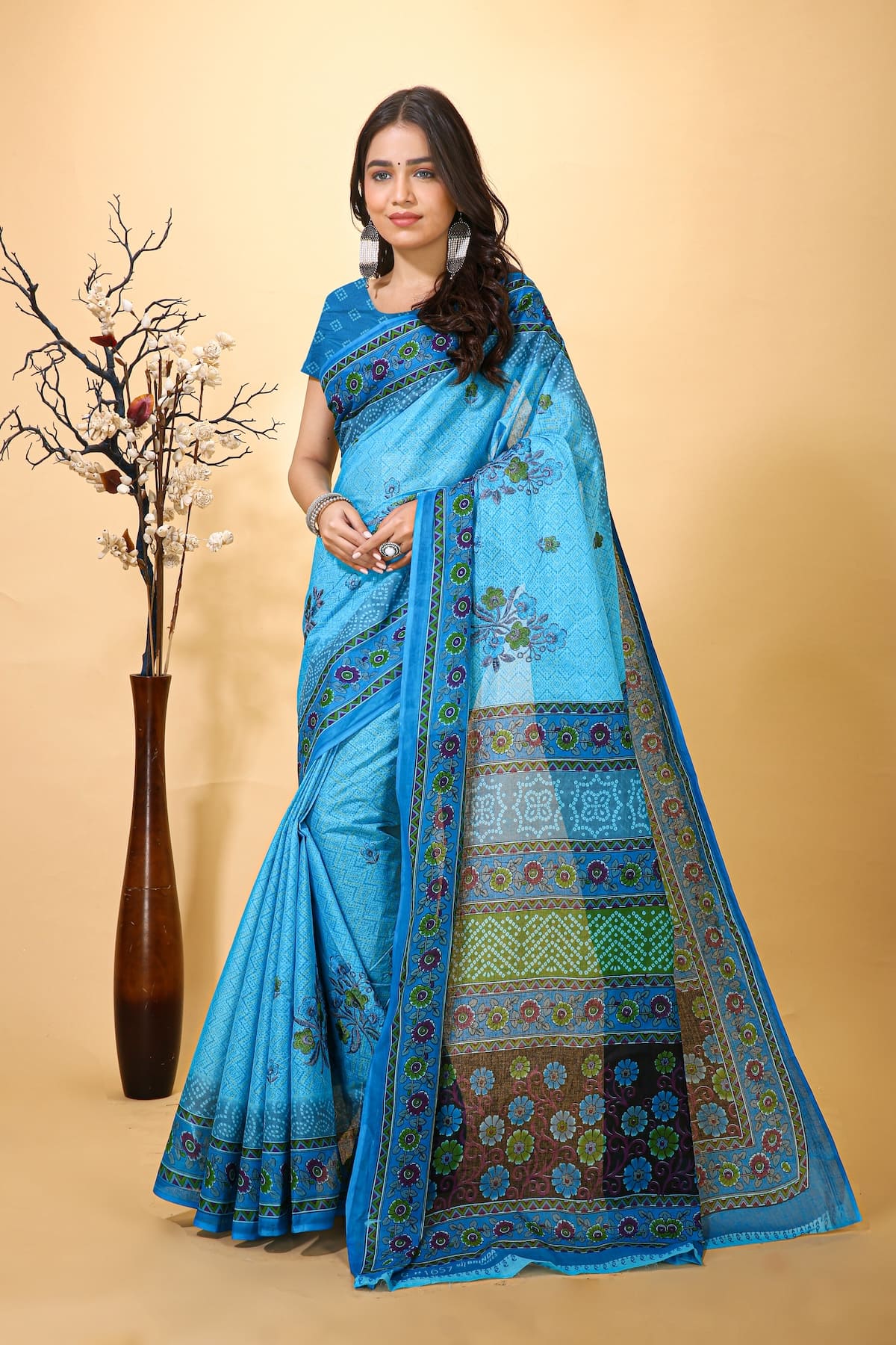 Suman - Blue Cotton Flower Print Saree