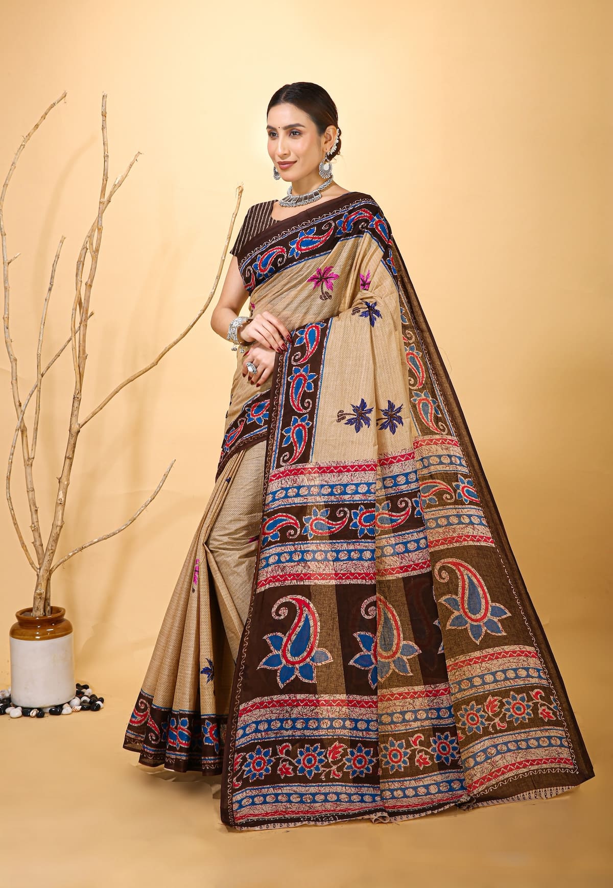 Chandni - Cream Cotton Kairi Print Saree