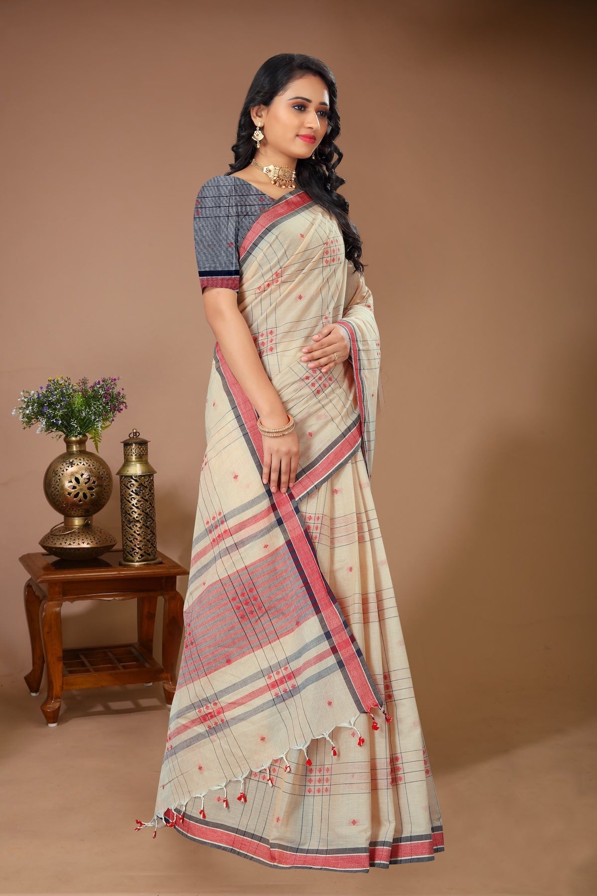 Aparajita - Cream Red Cotton Printed Saree