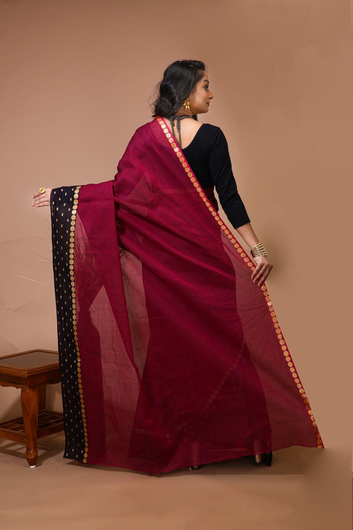 Sitara - Pink Cotton Self Design Saree